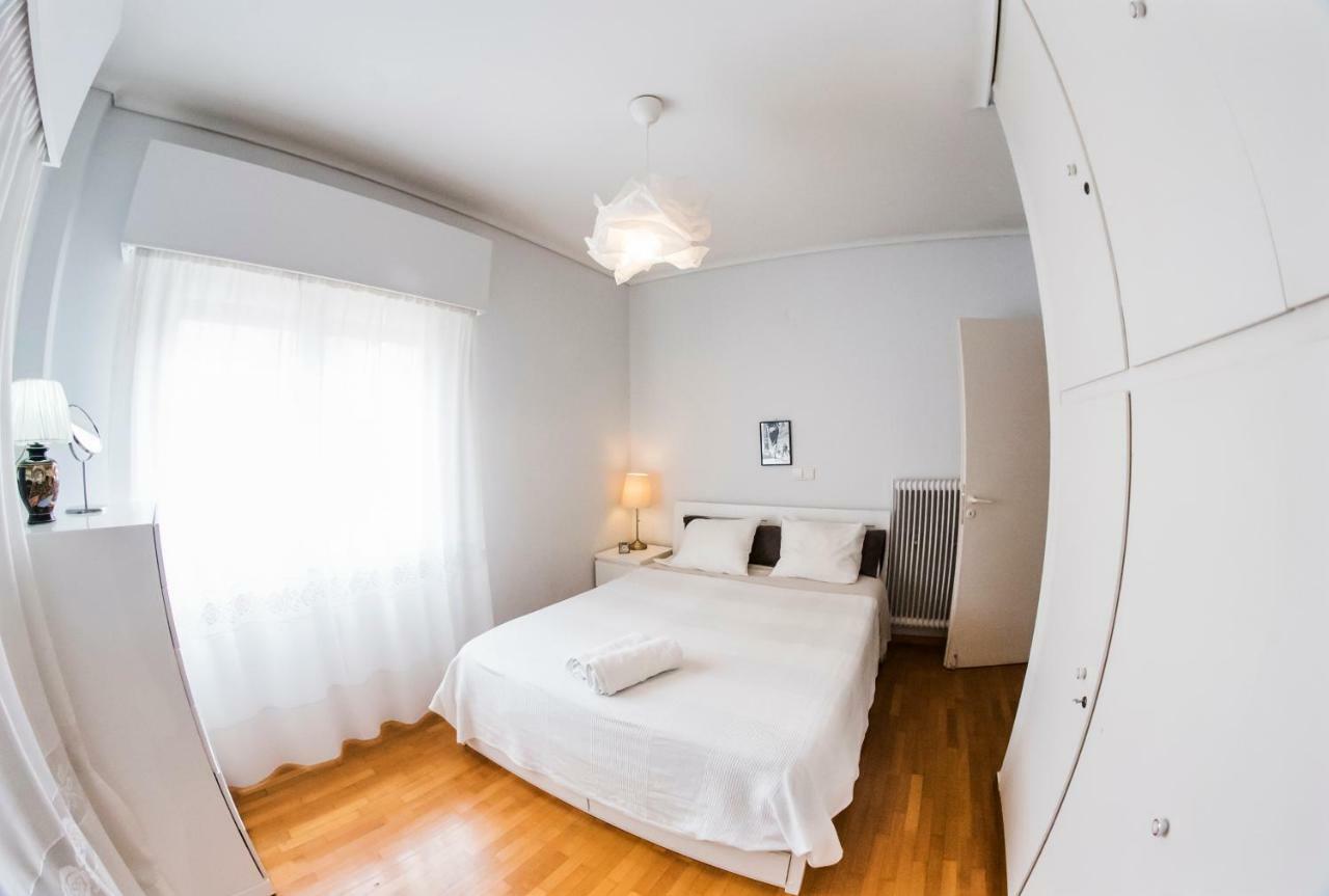 Flisvos Seafront-Marina Apartment Athens Exterior photo